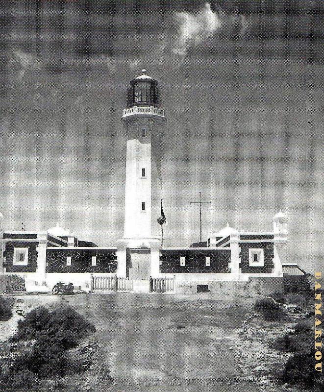 CAP FALCON PAR MONNERET   (3).JPG